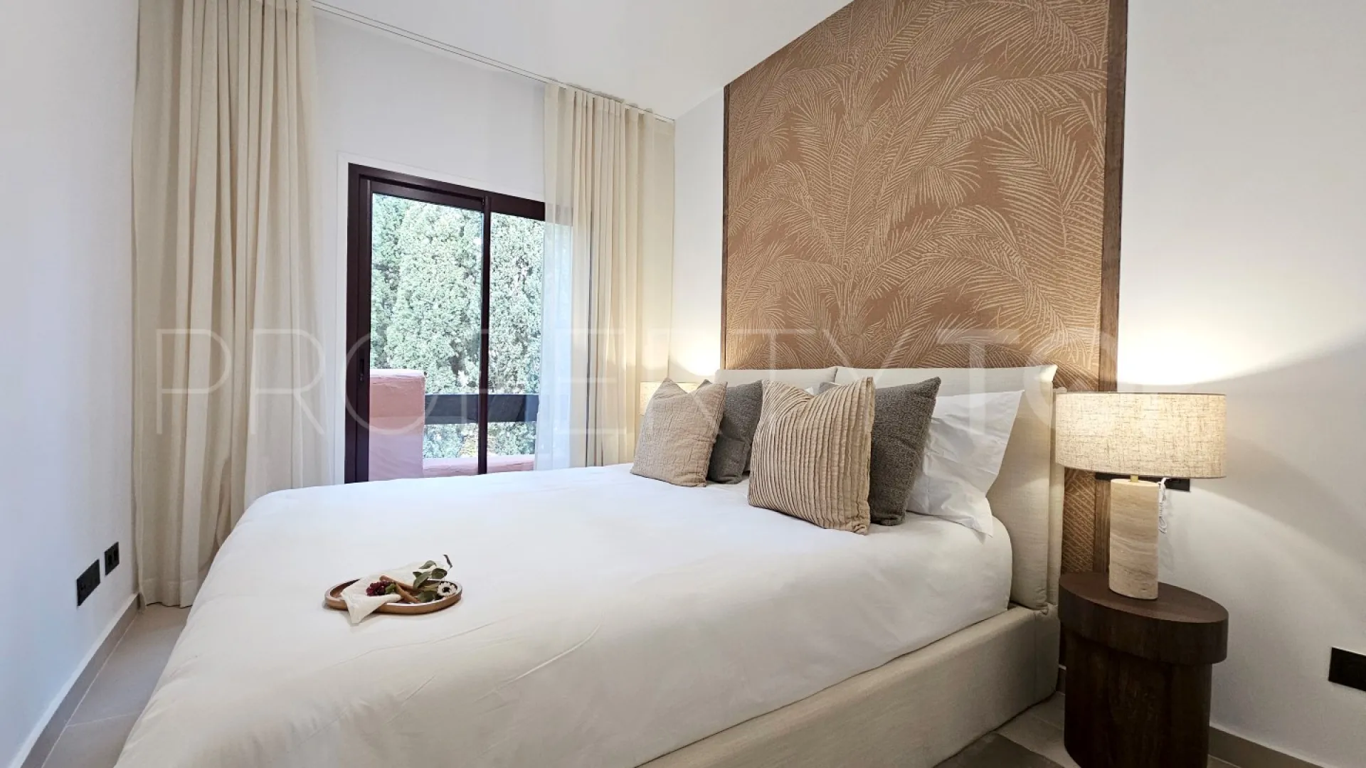 4 bedrooms town house for sale in Altos de Puente Romano