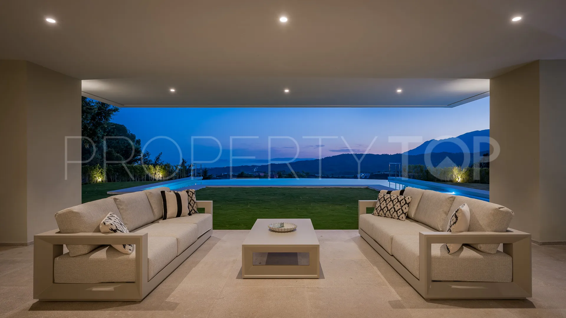 Villa en venta en Marbella Club Golf Resort