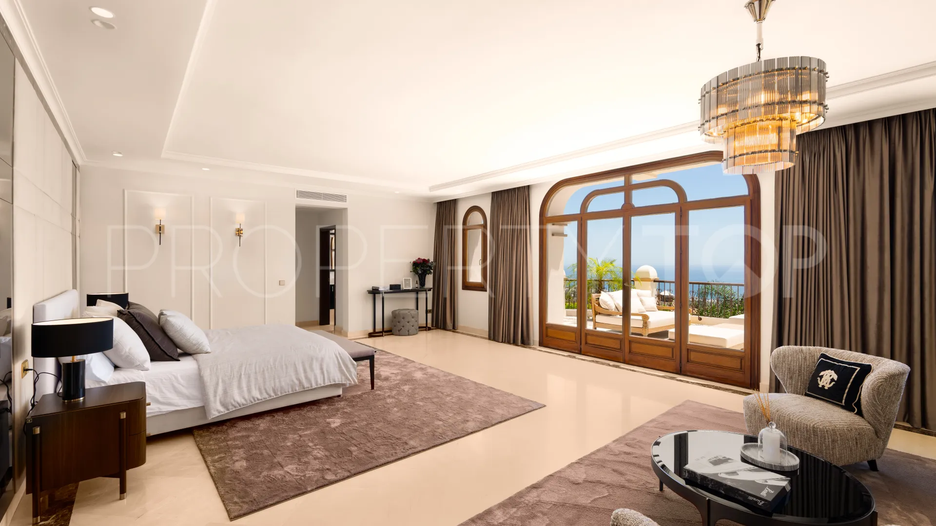 For sale Sierra Blanca 6 bedrooms villa