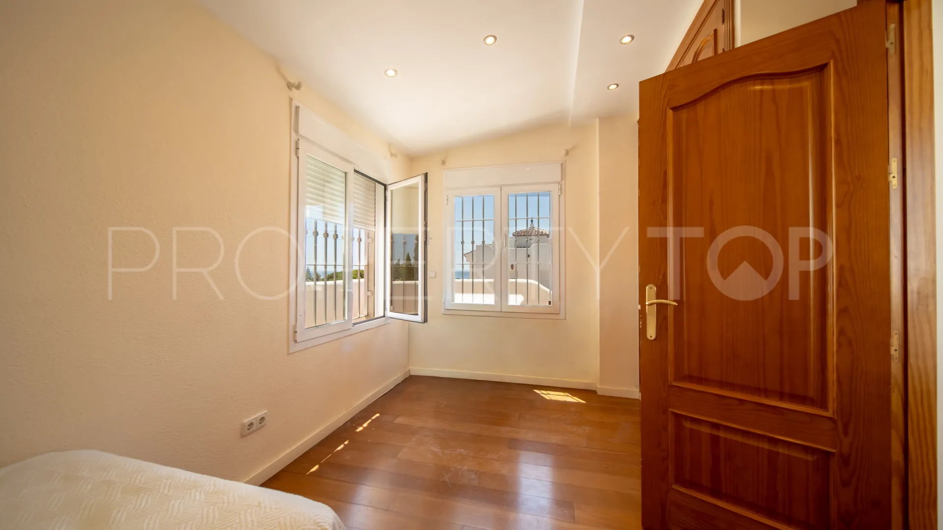 Jardines de Sierra Blanca 4 bedrooms duplex penthouse for sale