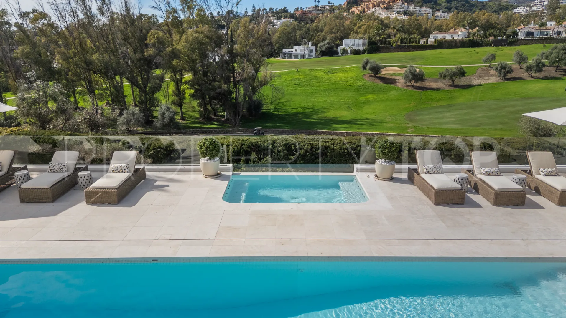 Villa en venta en Los Naranjos Country Club de 7 dormitorios