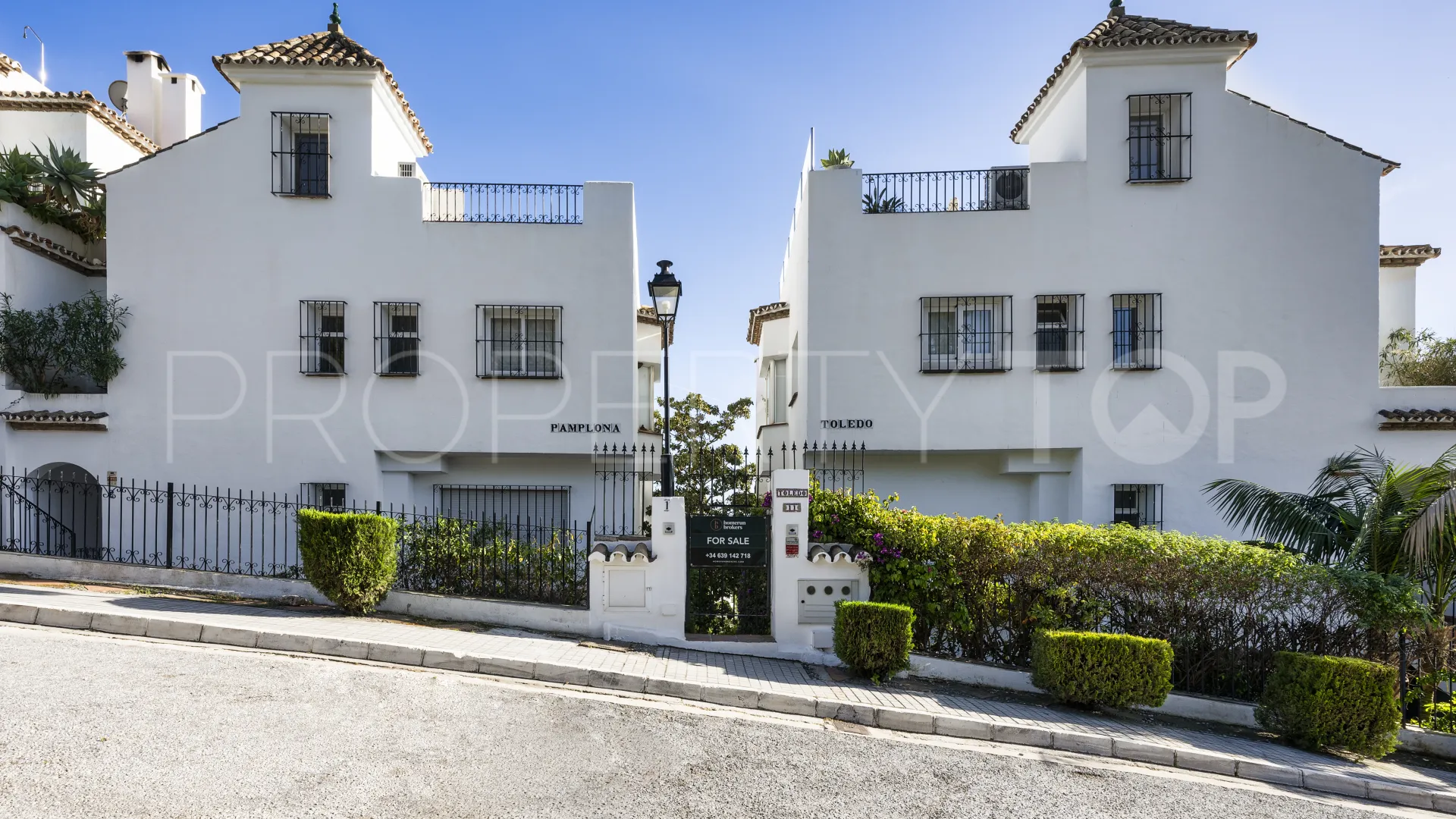 4 bedrooms town house for sale in Club Sierra