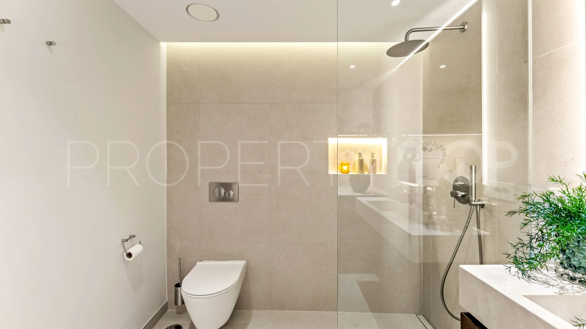 Apartamento a la venta de 3 dormitorios en Coto Real