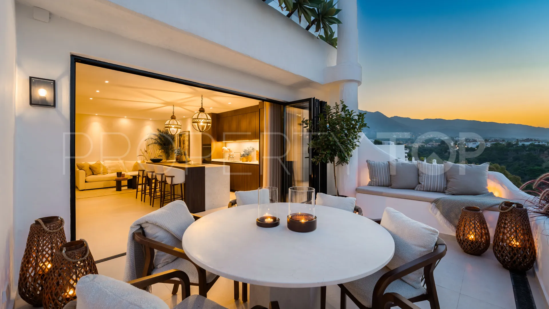 Apartamento a la venta de 3 dormitorios en Coto Real