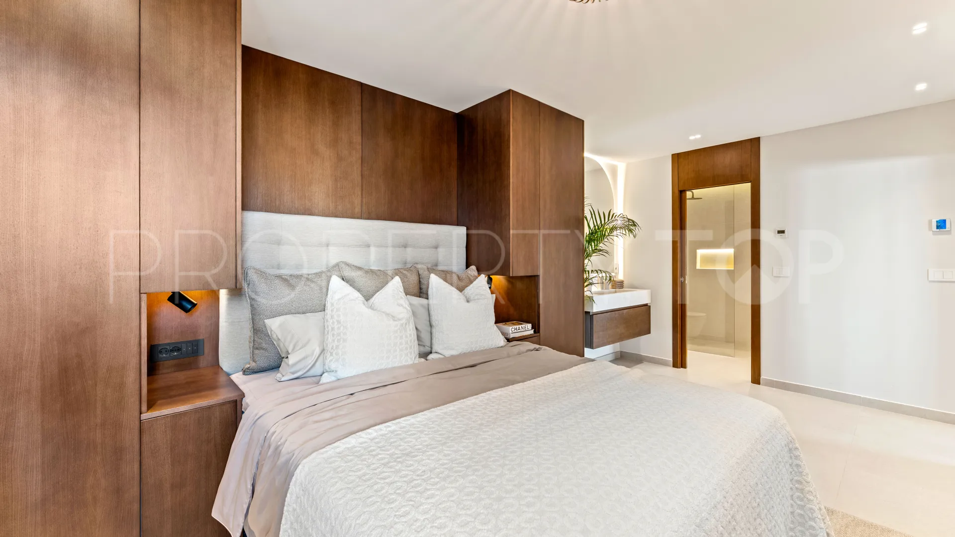 Apartamento a la venta de 3 dormitorios en Coto Real