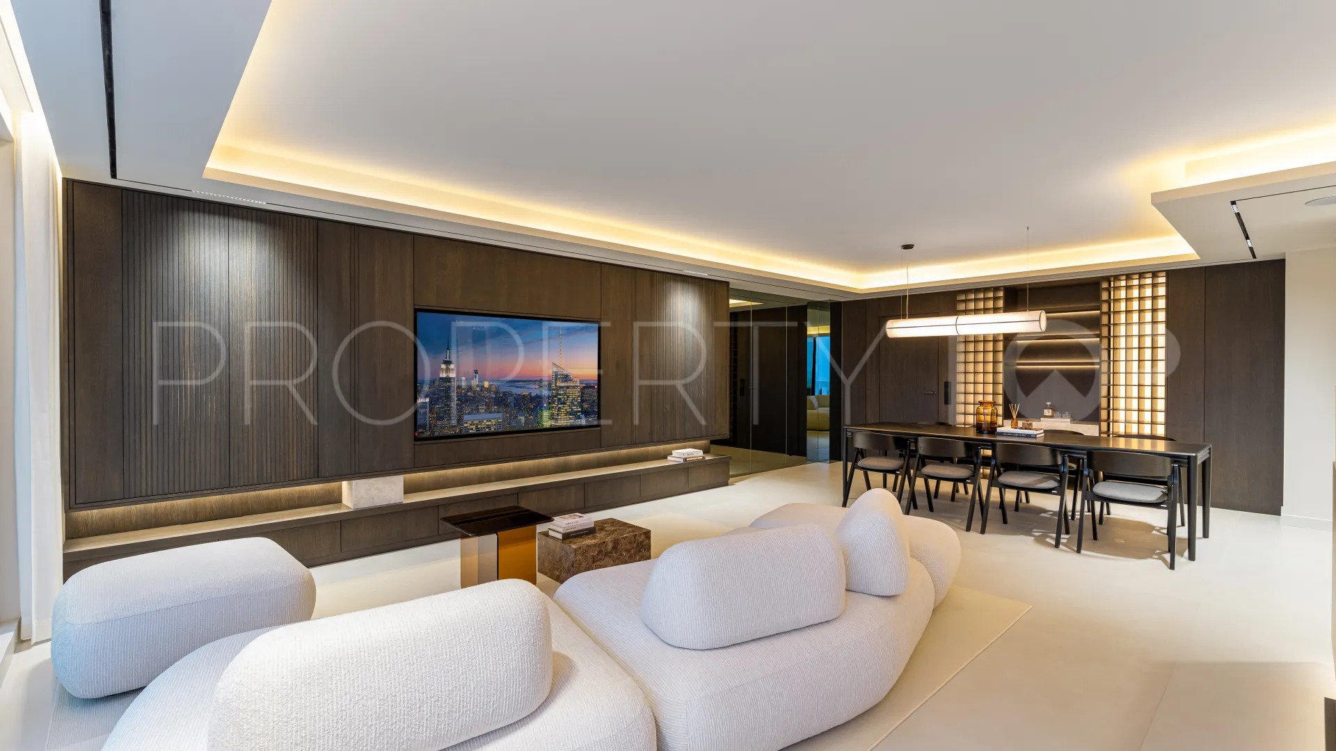 For sale apartment in Condado de Sierra Blanca with 4 bedrooms