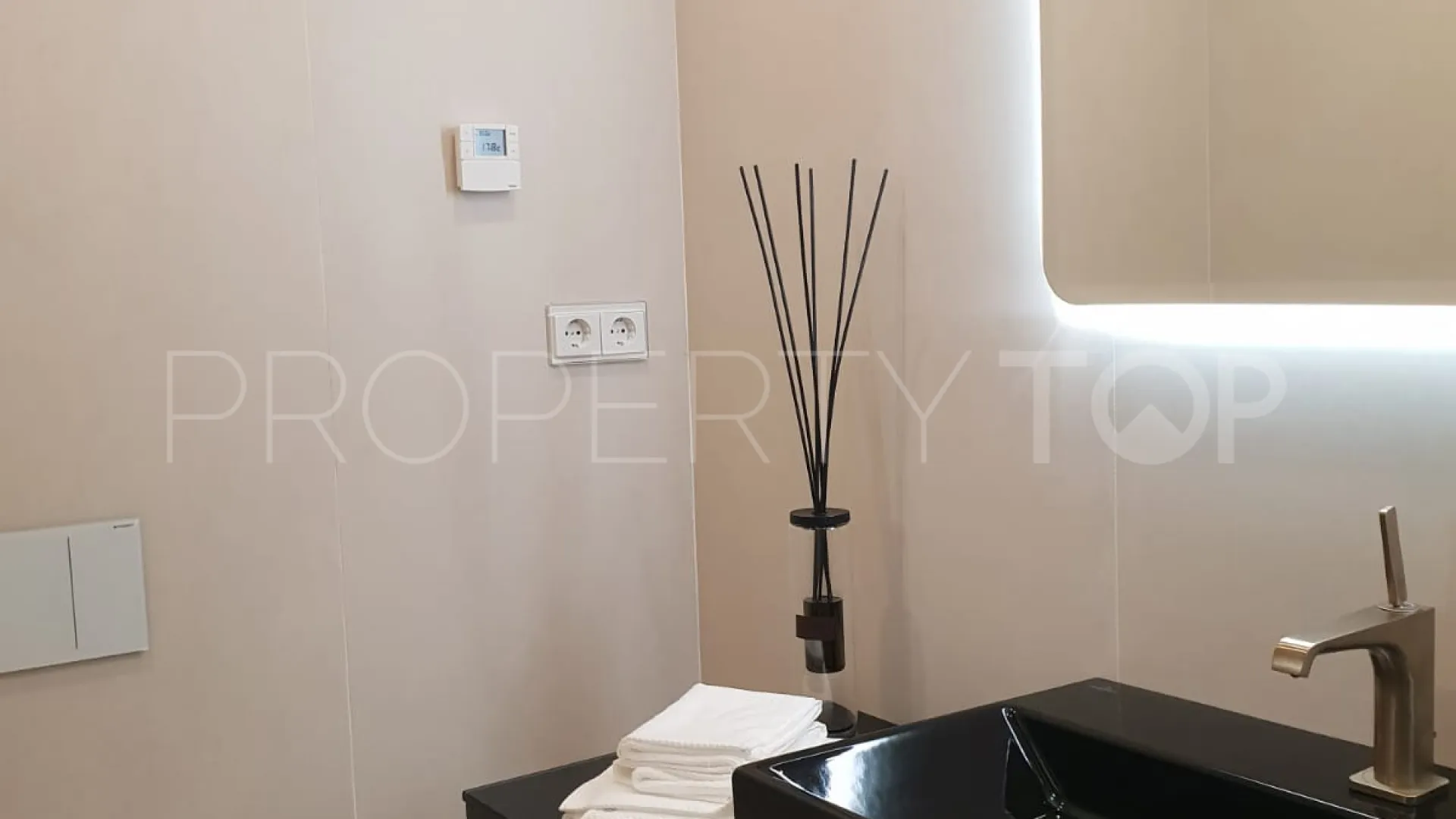 Apartment for sale in Puente Romano