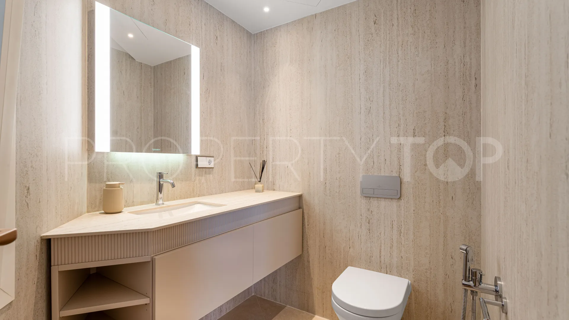 Duplex en venta en Marbella Centro con 3 dormitorios