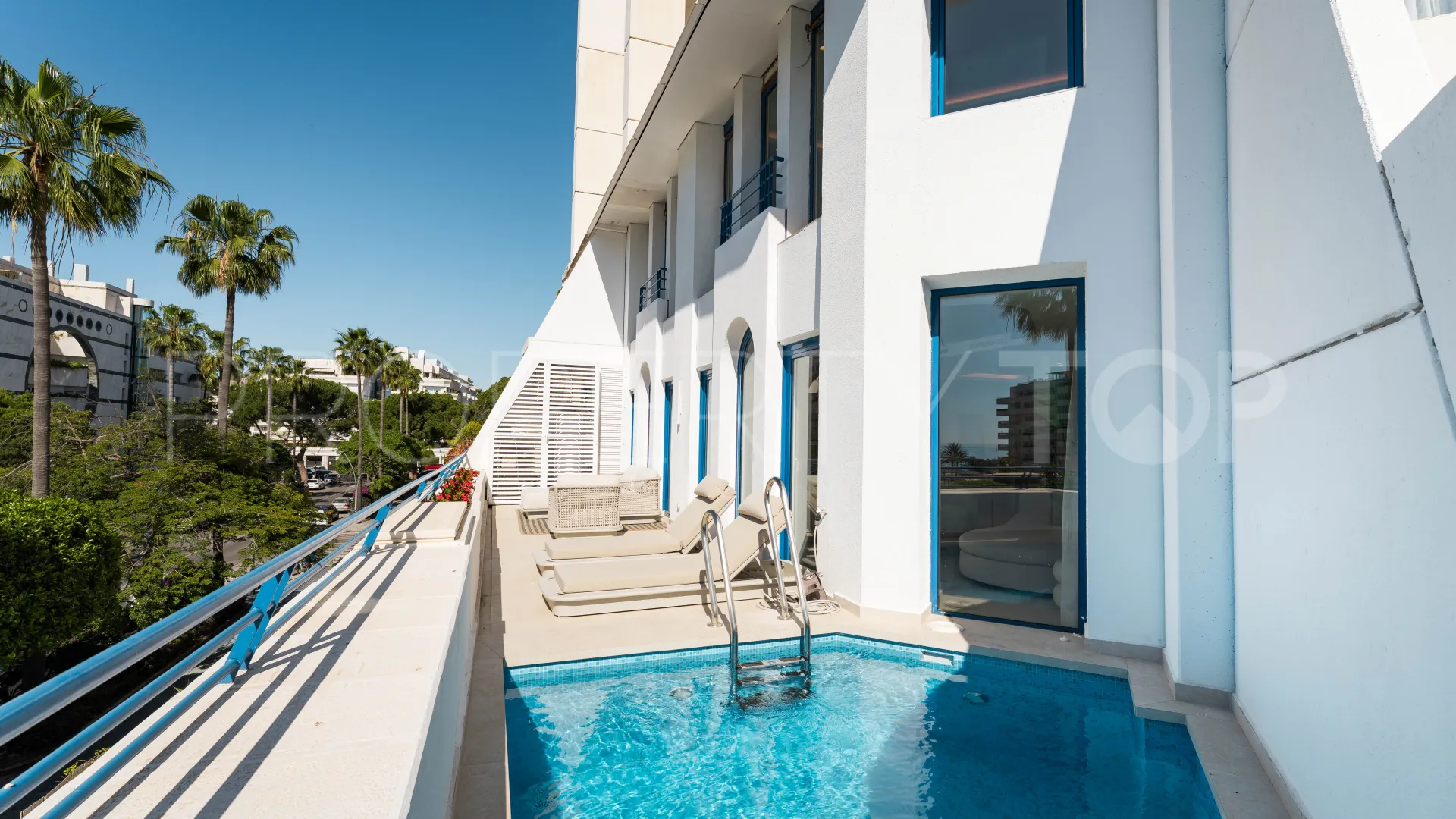 Duplex en venta en Marbella Centro con 3 dormitorios