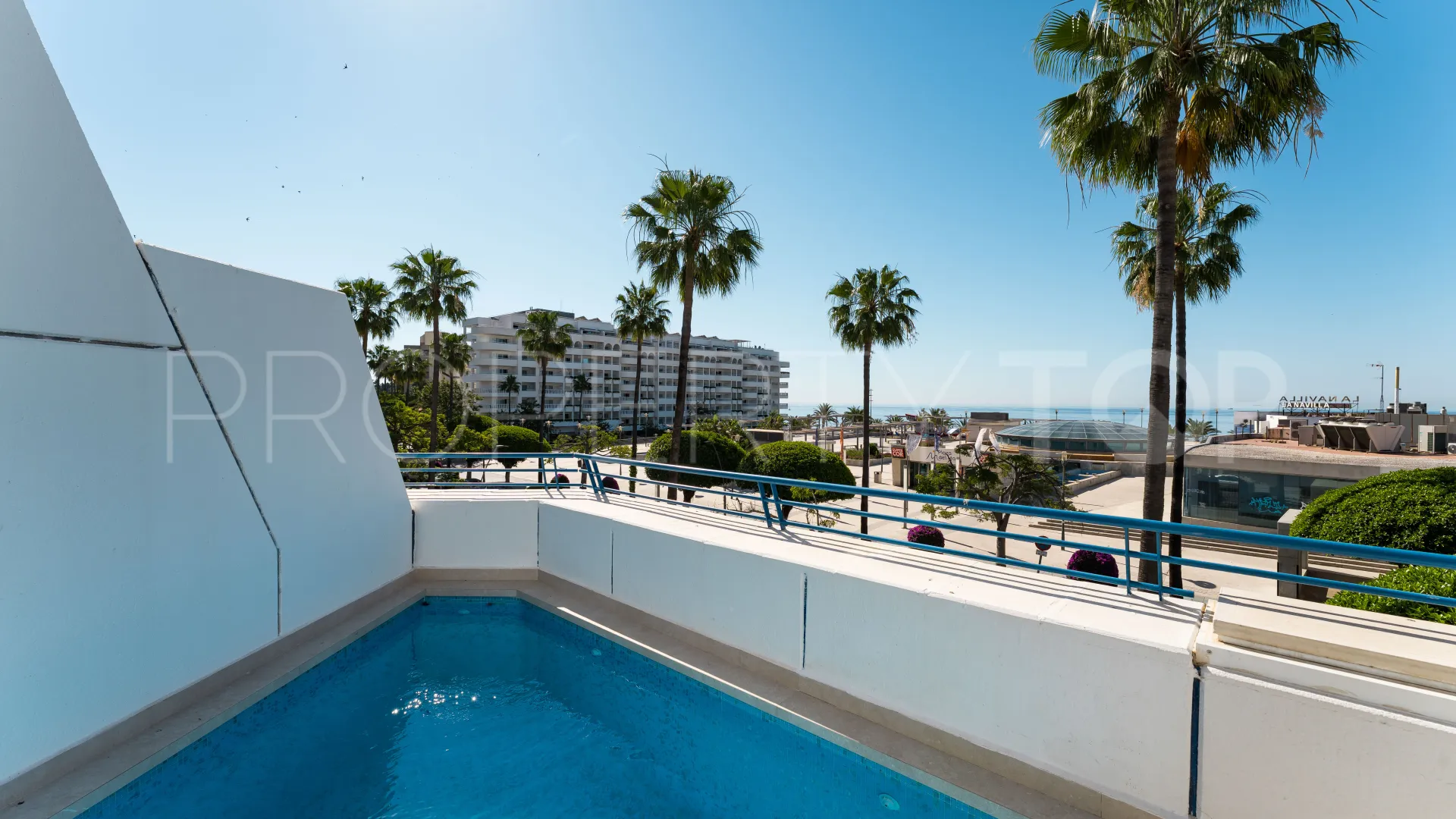 Duplex en venta en Marbella Centro con 3 dormitorios