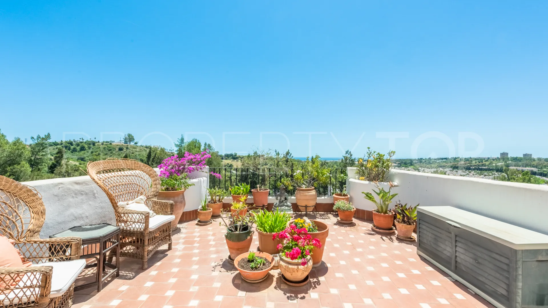 Duplex penthouse with 3 bedrooms for sale in Club Sierra