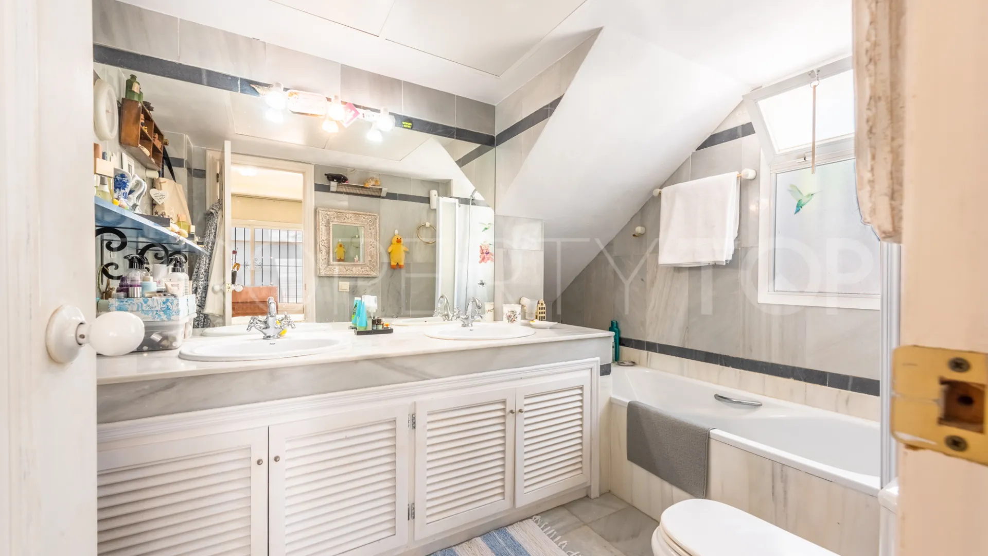 Duplex penthouse with 3 bedrooms for sale in Club Sierra