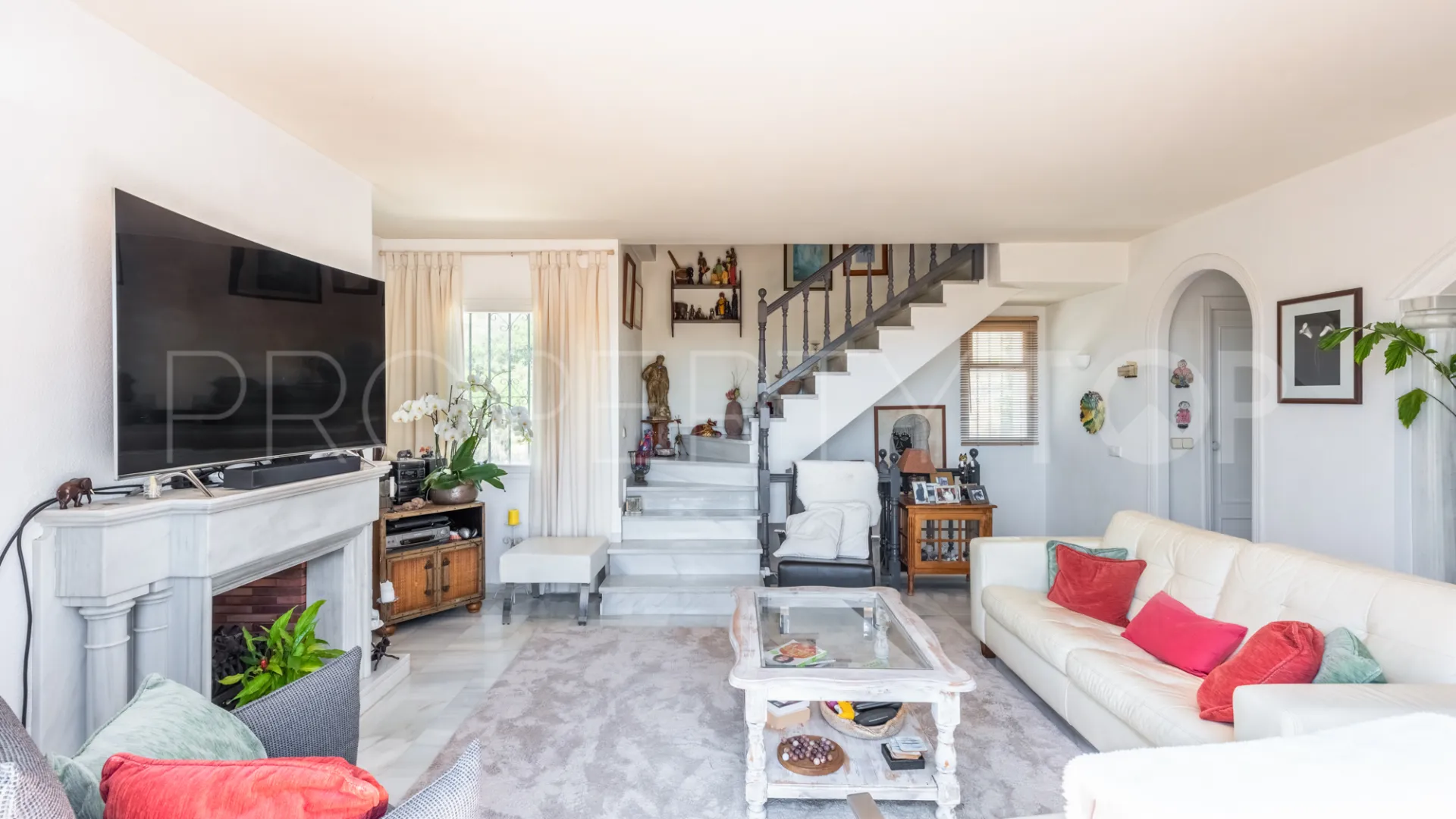 Duplex penthouse with 3 bedrooms for sale in Club Sierra