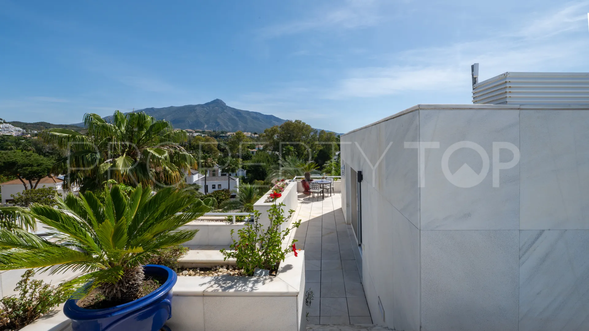 Buy duplex penthouse in Los Granados Golf with 4 bedrooms