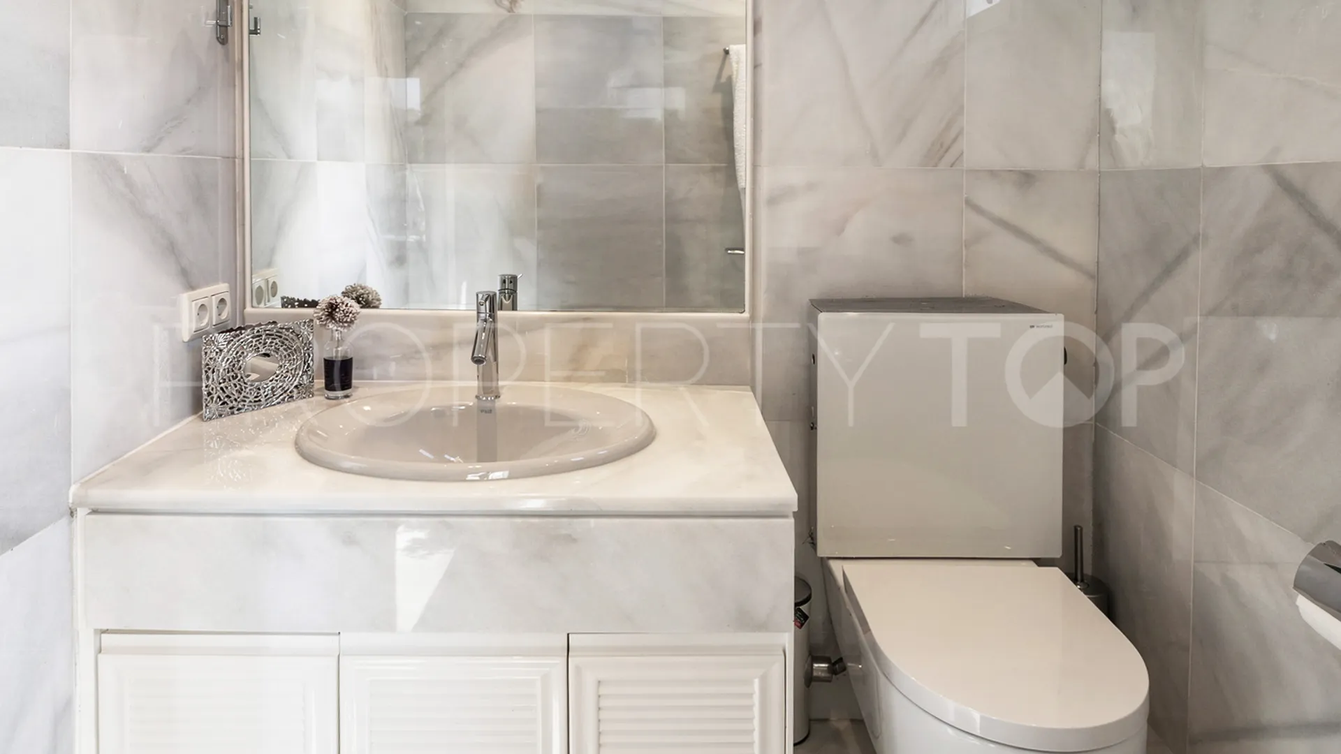 Buy duplex penthouse in Los Granados Golf with 4 bedrooms