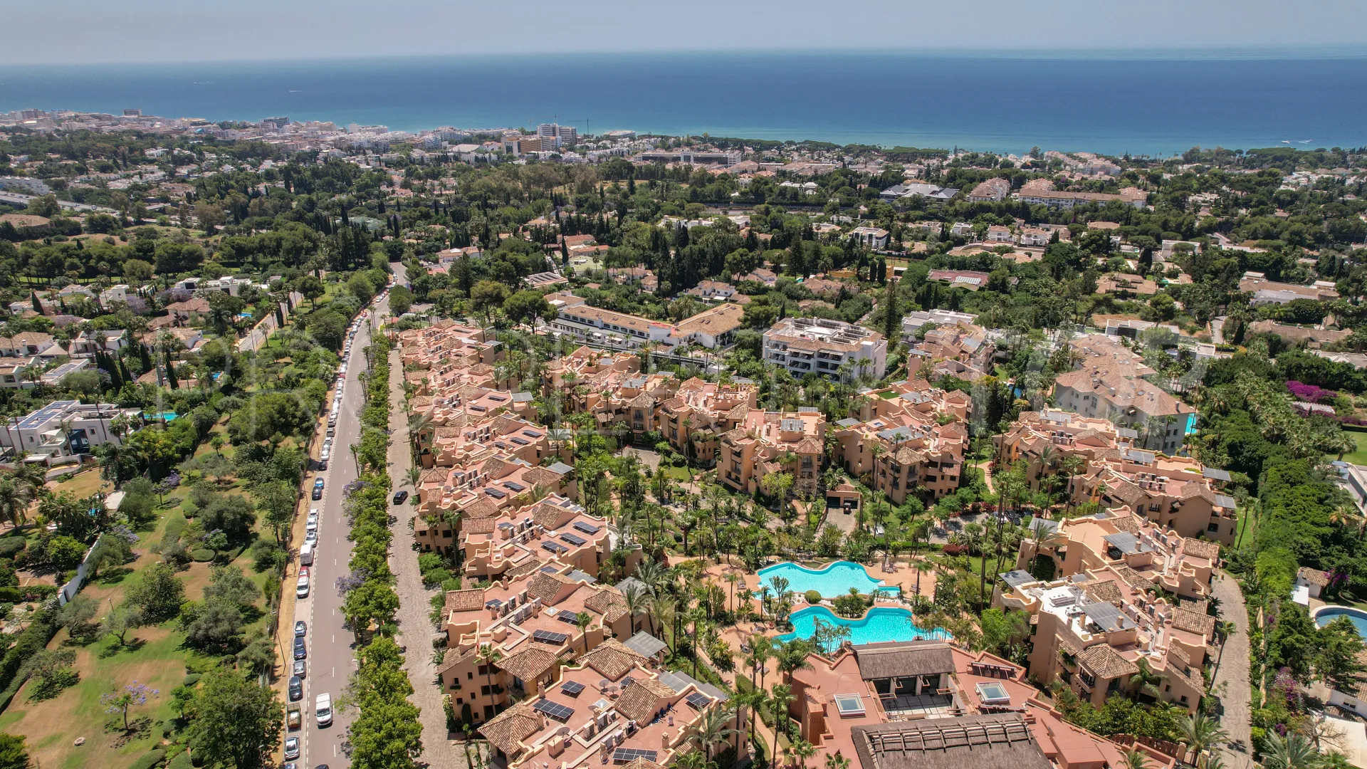 2 bedrooms apartment for sale in Mansion Club