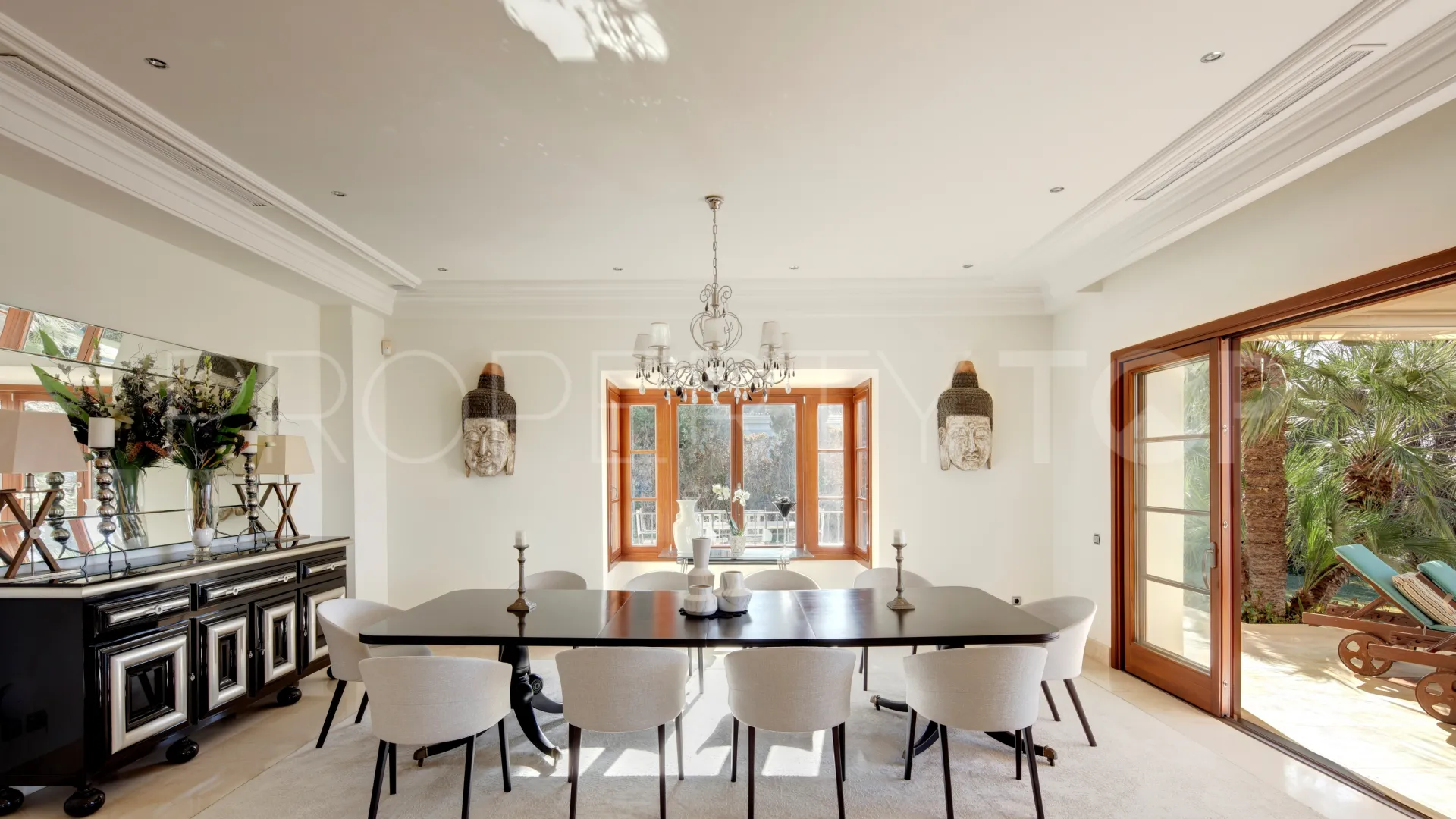 5 bedrooms villa for sale in Los Picos de Nagüeles