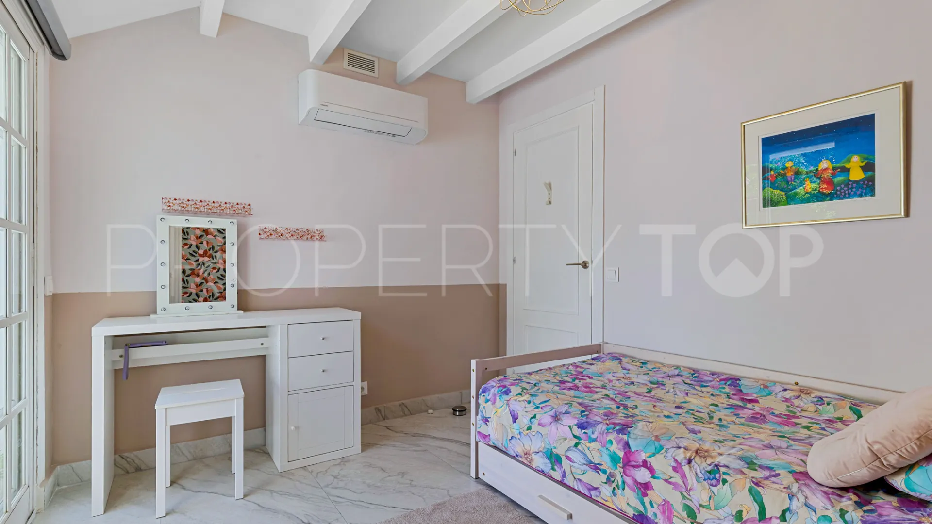 For sale semi detached villa in Palo Alto