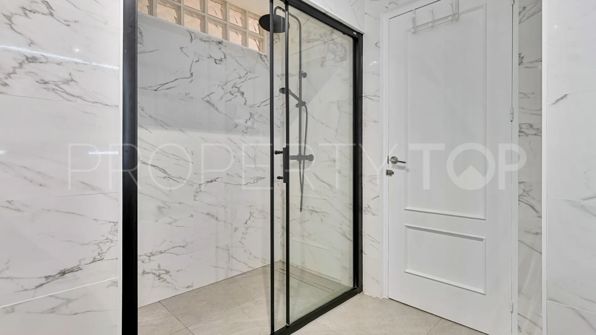 For sale semi detached villa in Palo Alto