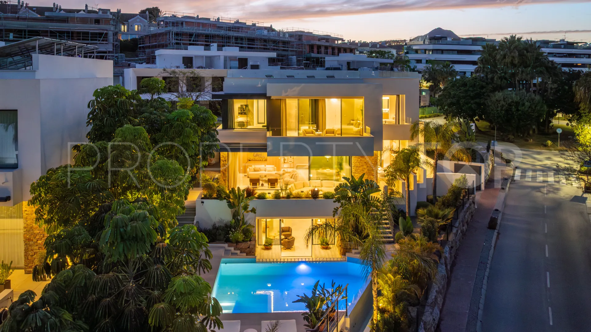 El Campanario, villa en venta con 4 dormitorios