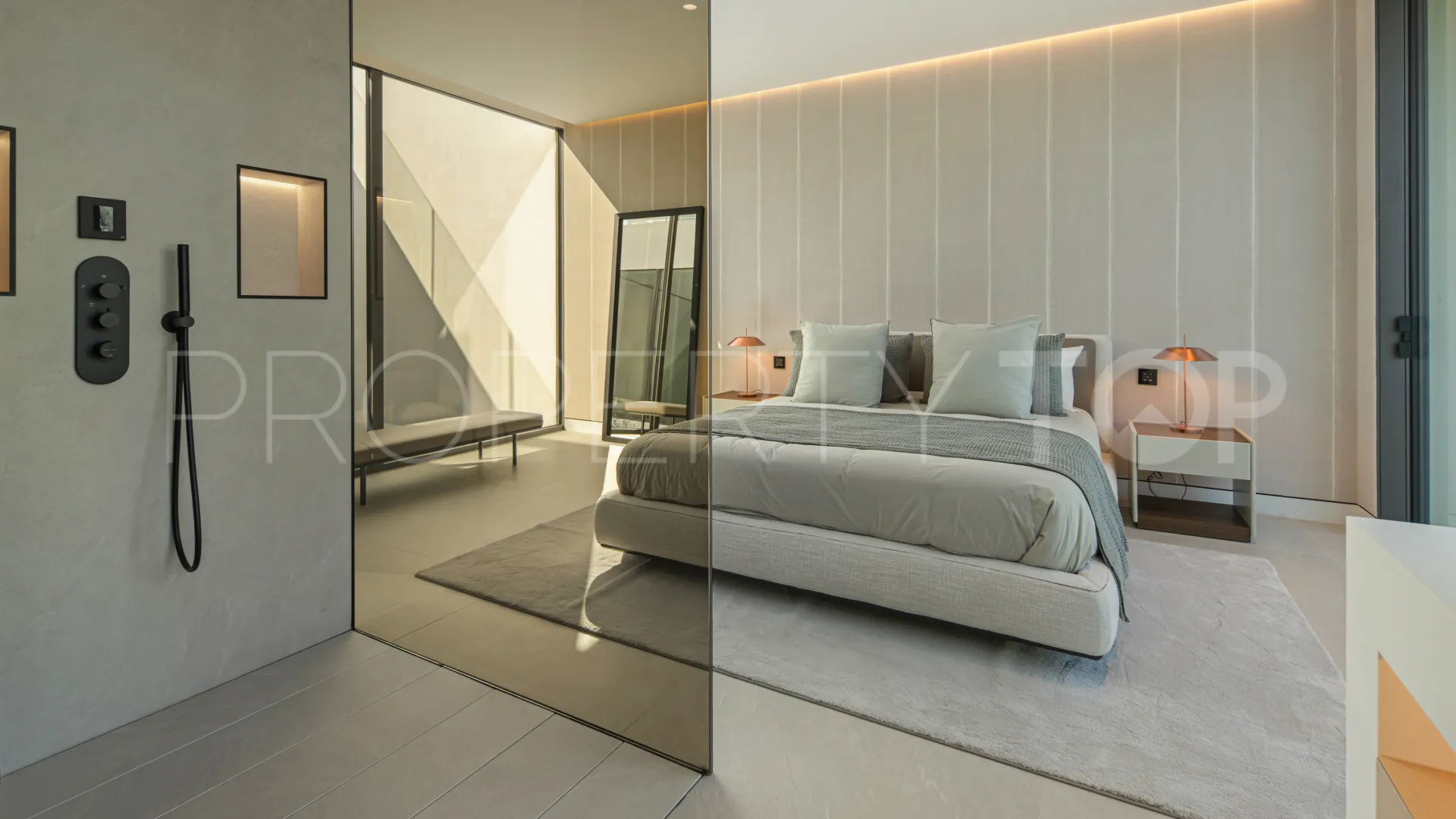 Se vende villa en Golden Mile con 3 dormitorios