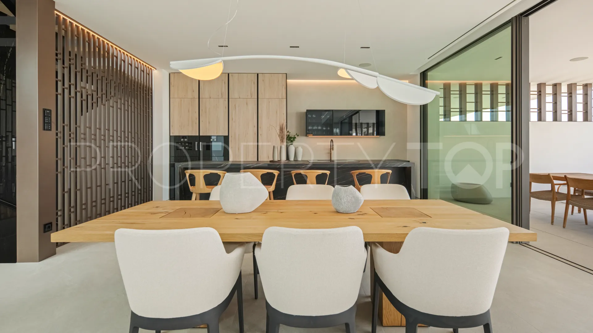 Se vende villa en Golden Mile con 3 dormitorios