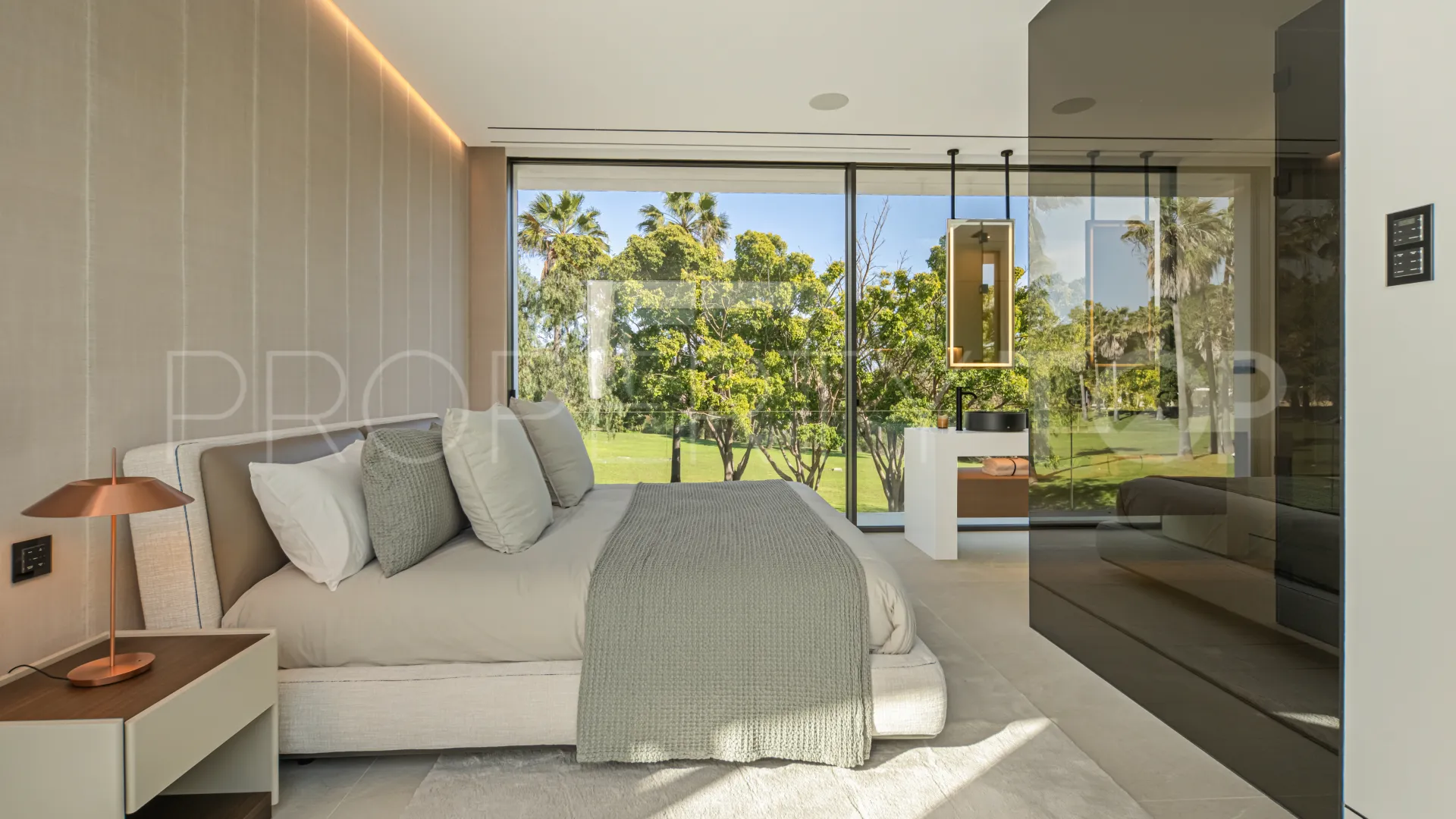 Se vende villa en Golden Mile con 3 dormitorios