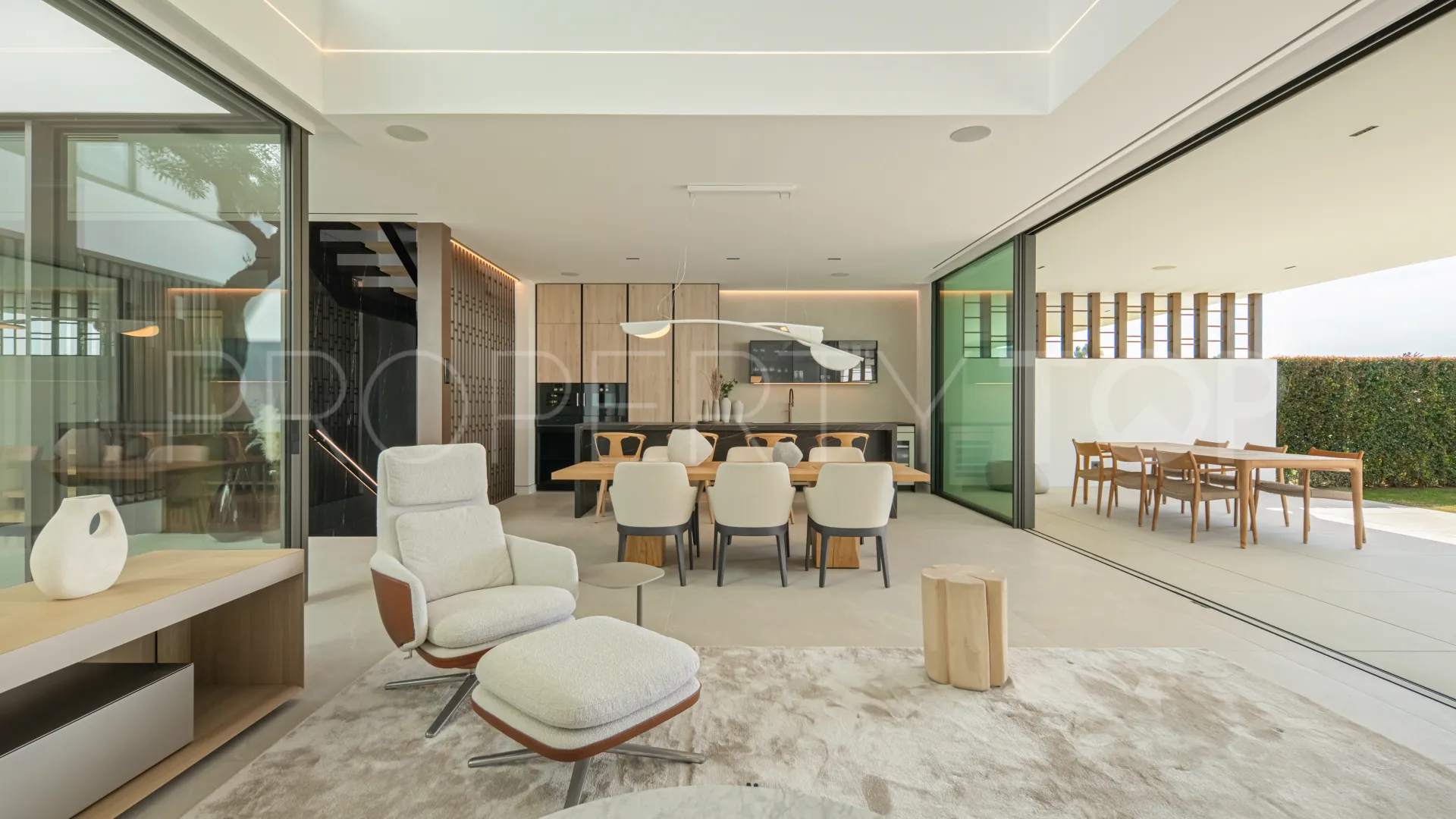 Se vende villa en Golden Mile con 3 dormitorios
