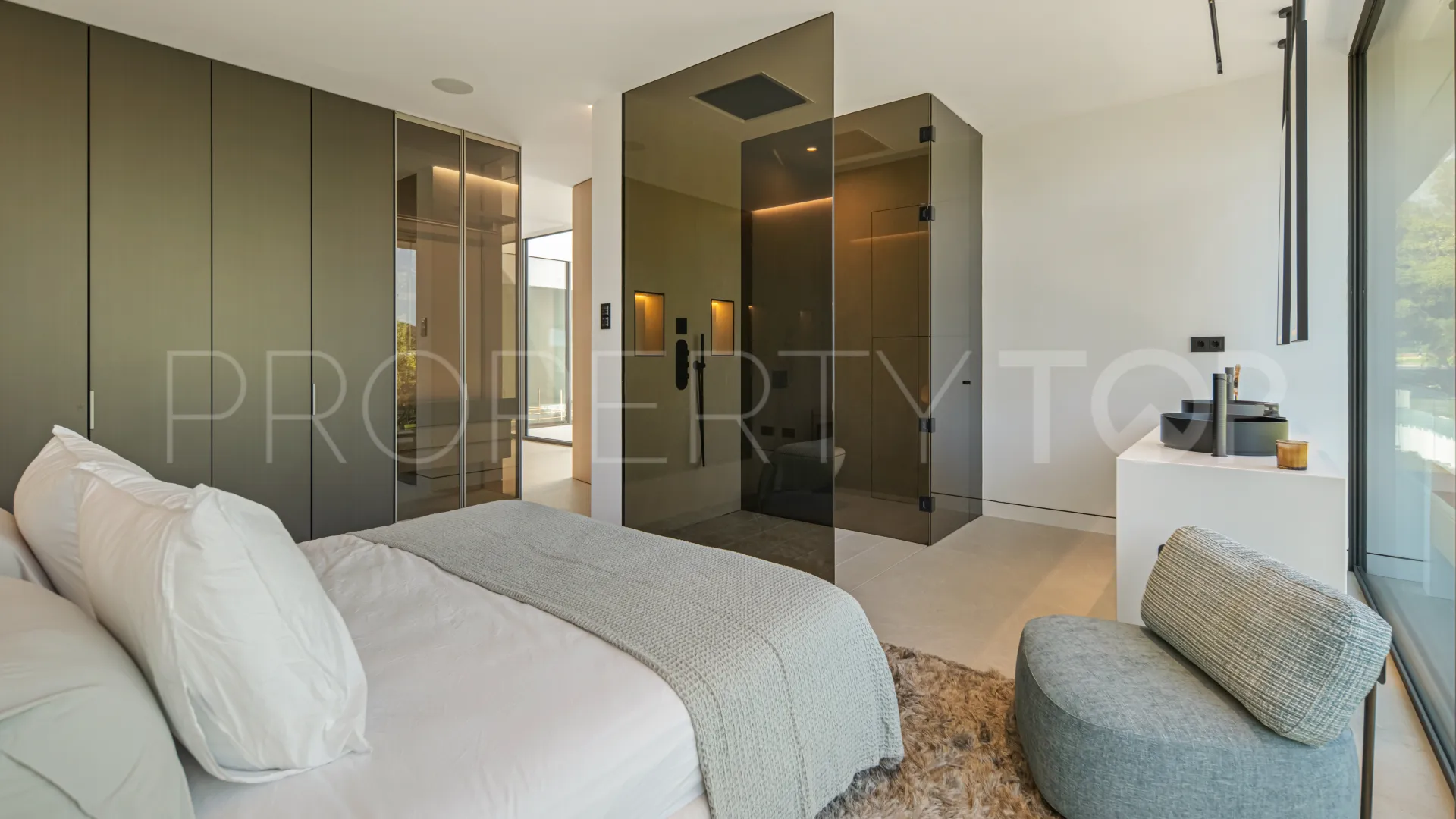 Se vende villa en Golden Mile con 3 dormitorios