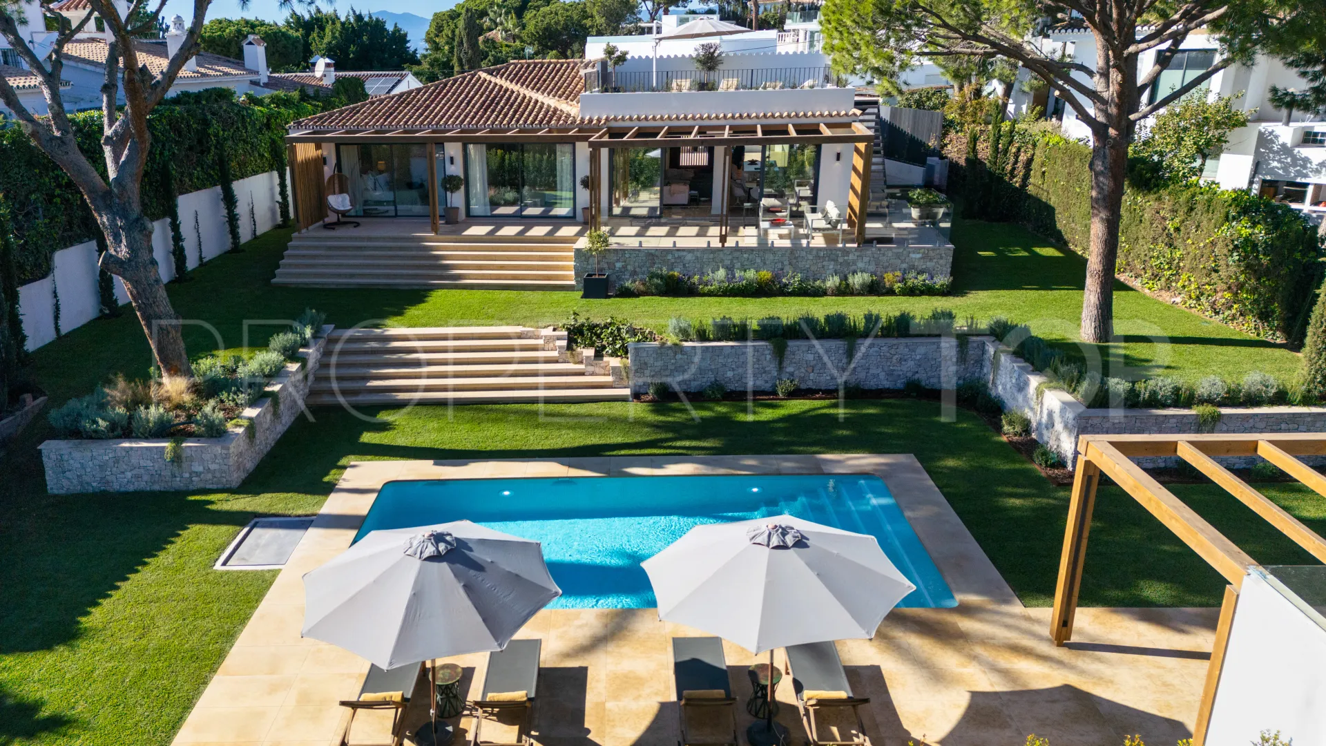 Las Chapas, villa en venta de 5 dormitorios