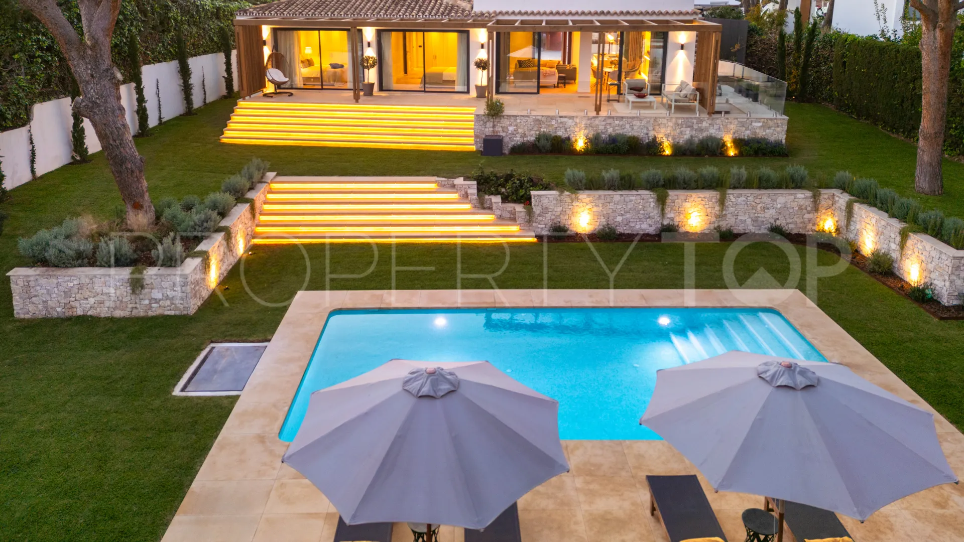 Las Chapas, villa en venta de 5 dormitorios