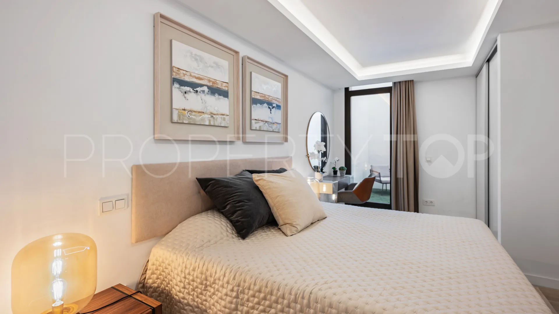 Villa en venta de 5 dormitorios en El Campanario