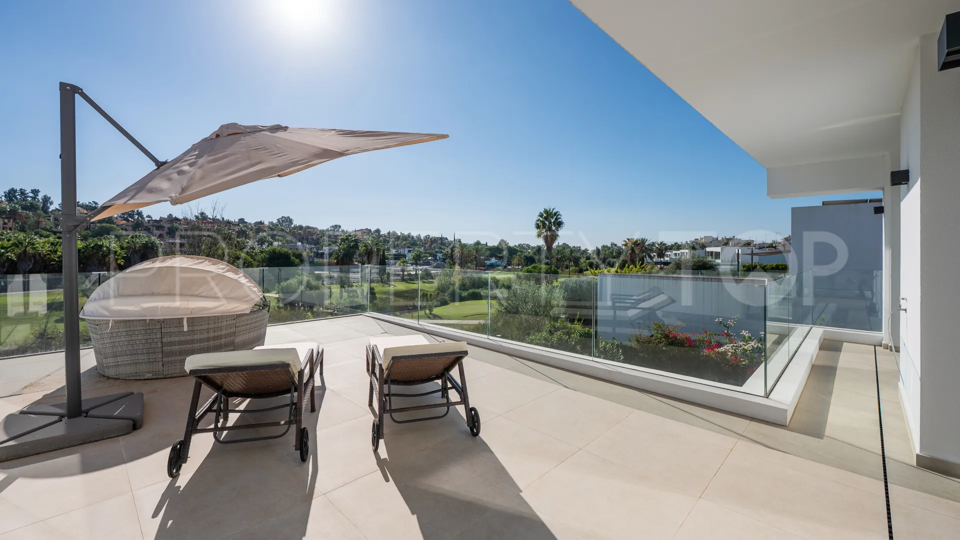Villa en venta de 5 dormitorios en El Campanario