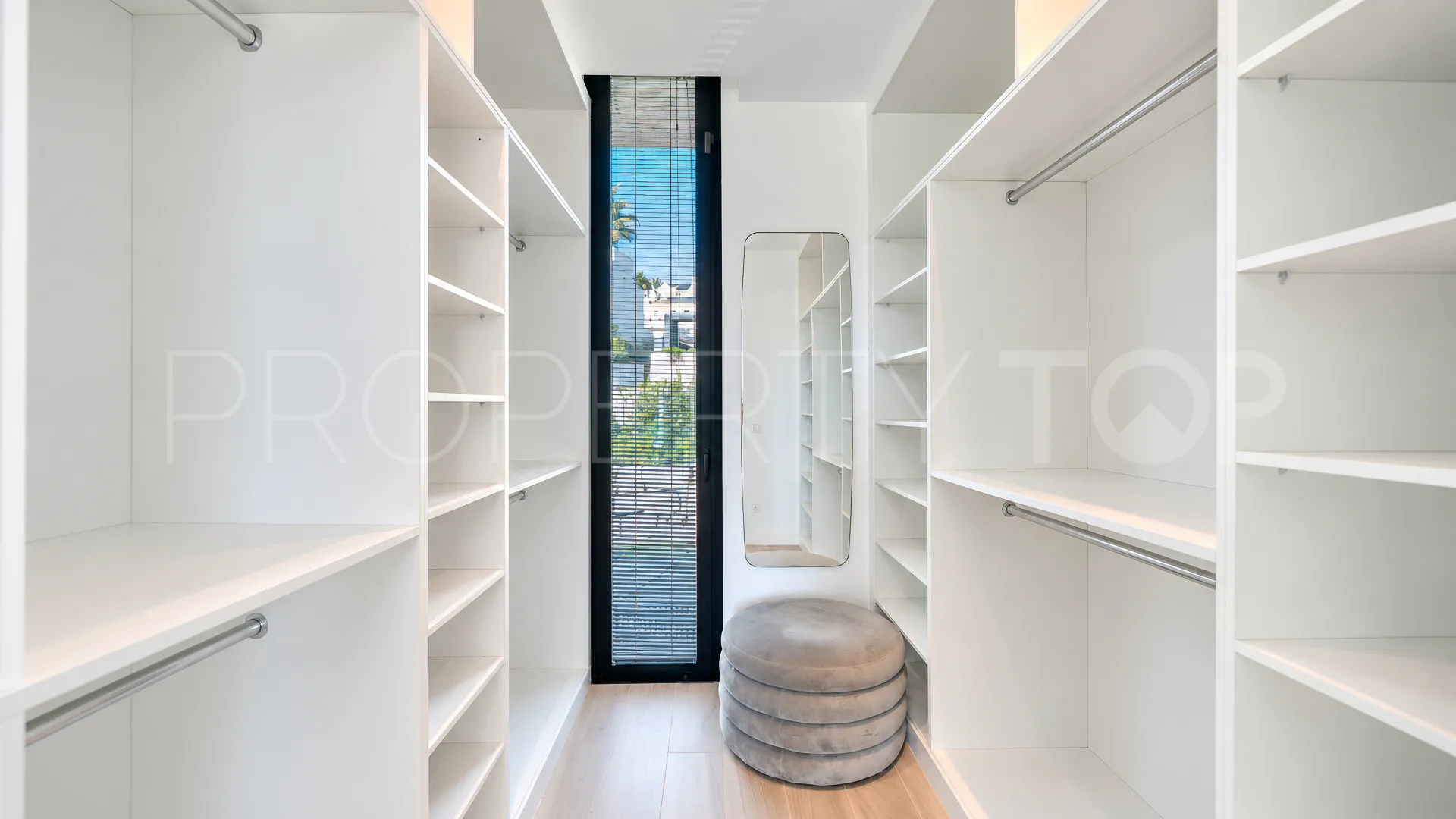 Villa en venta de 5 dormitorios en El Campanario