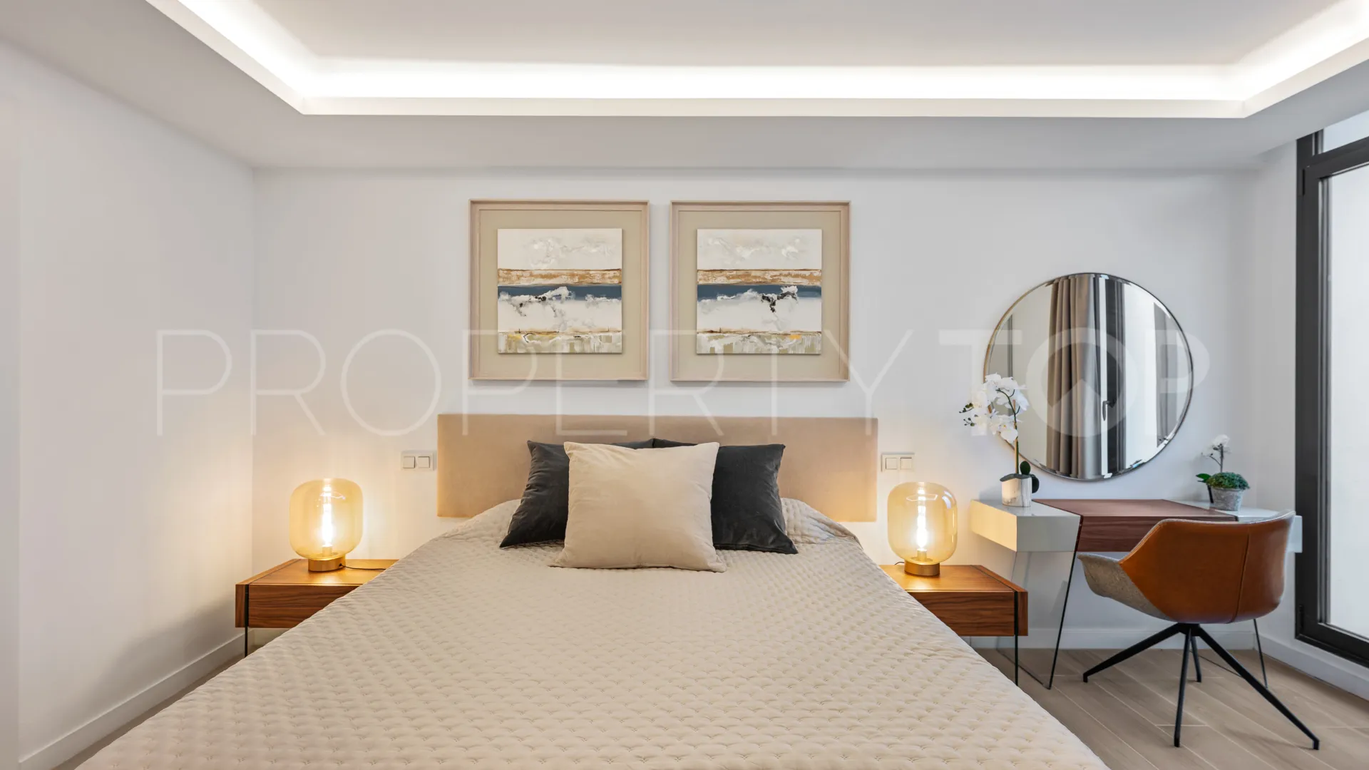Villa en venta de 5 dormitorios en El Campanario