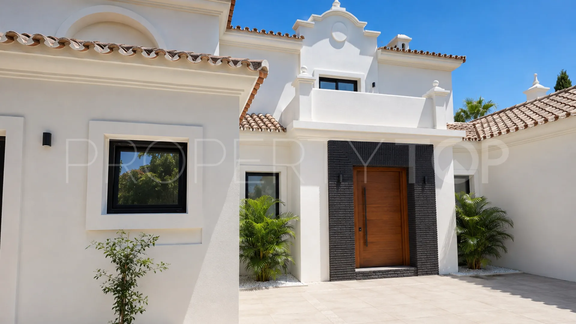 For sale villa in El Paraiso with 6 bedrooms