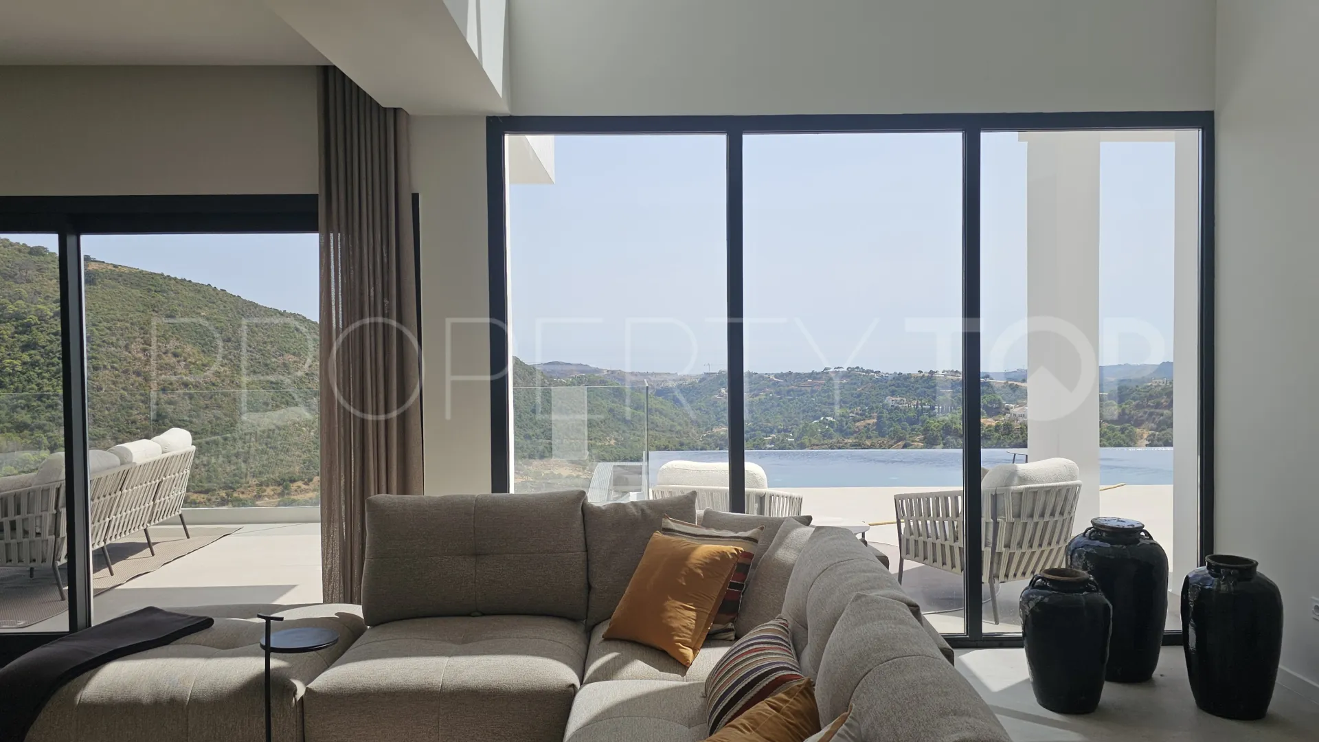 Villa en venta en Monte Mayor de 5 dormitorios