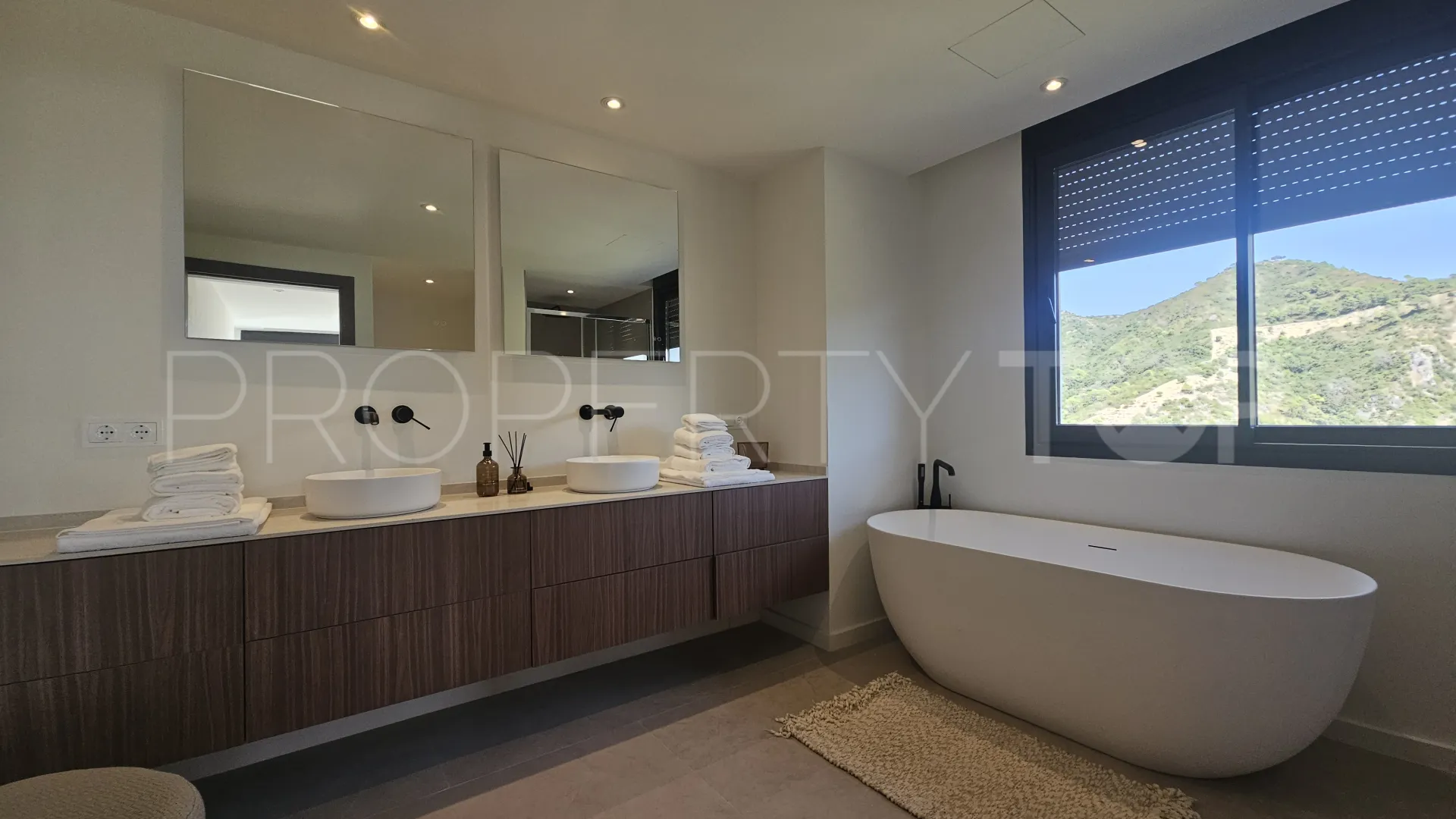Villa en venta en Monte Mayor de 5 dormitorios