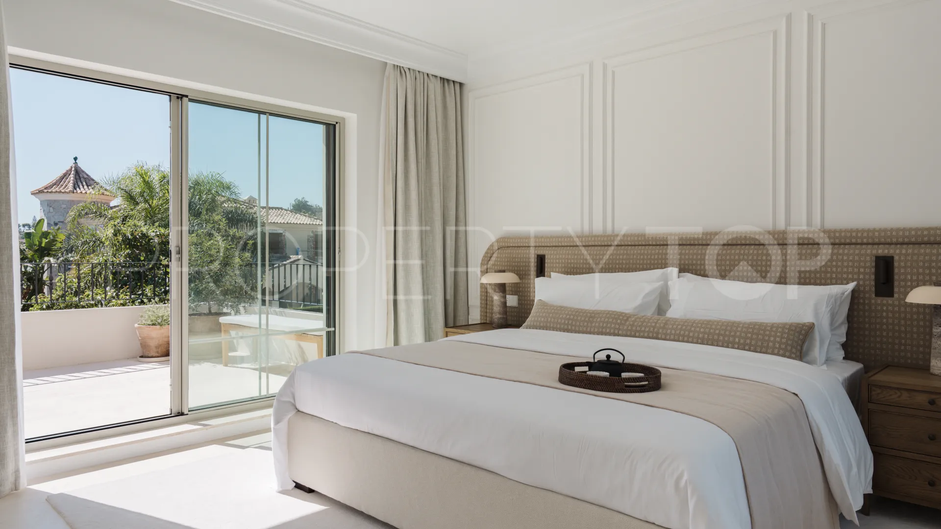 Nueva Andalucia villa for sale