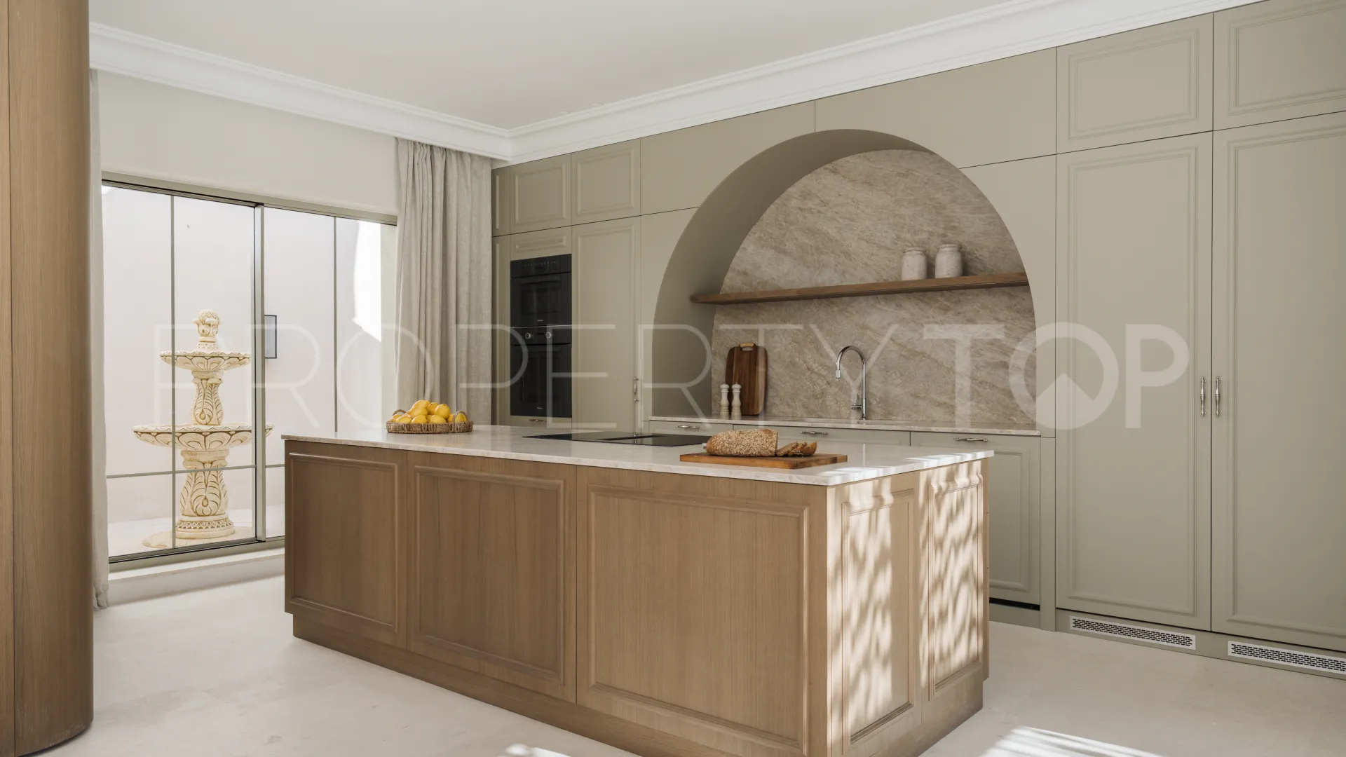Nueva Andalucia villa for sale