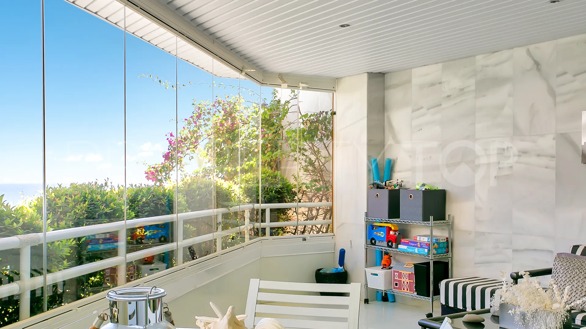 For sale apartment in Playa Esmeralda with 4 bedrooms