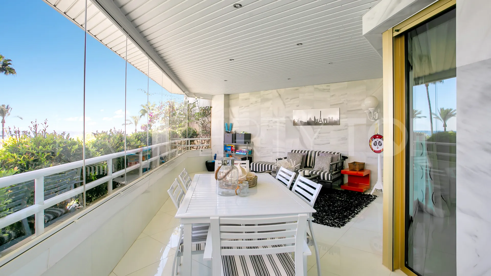 For sale apartment in Playa Esmeralda with 4 bedrooms