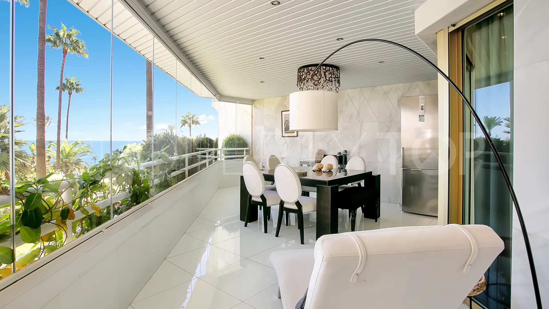 For sale apartment in Playa Esmeralda with 4 bedrooms