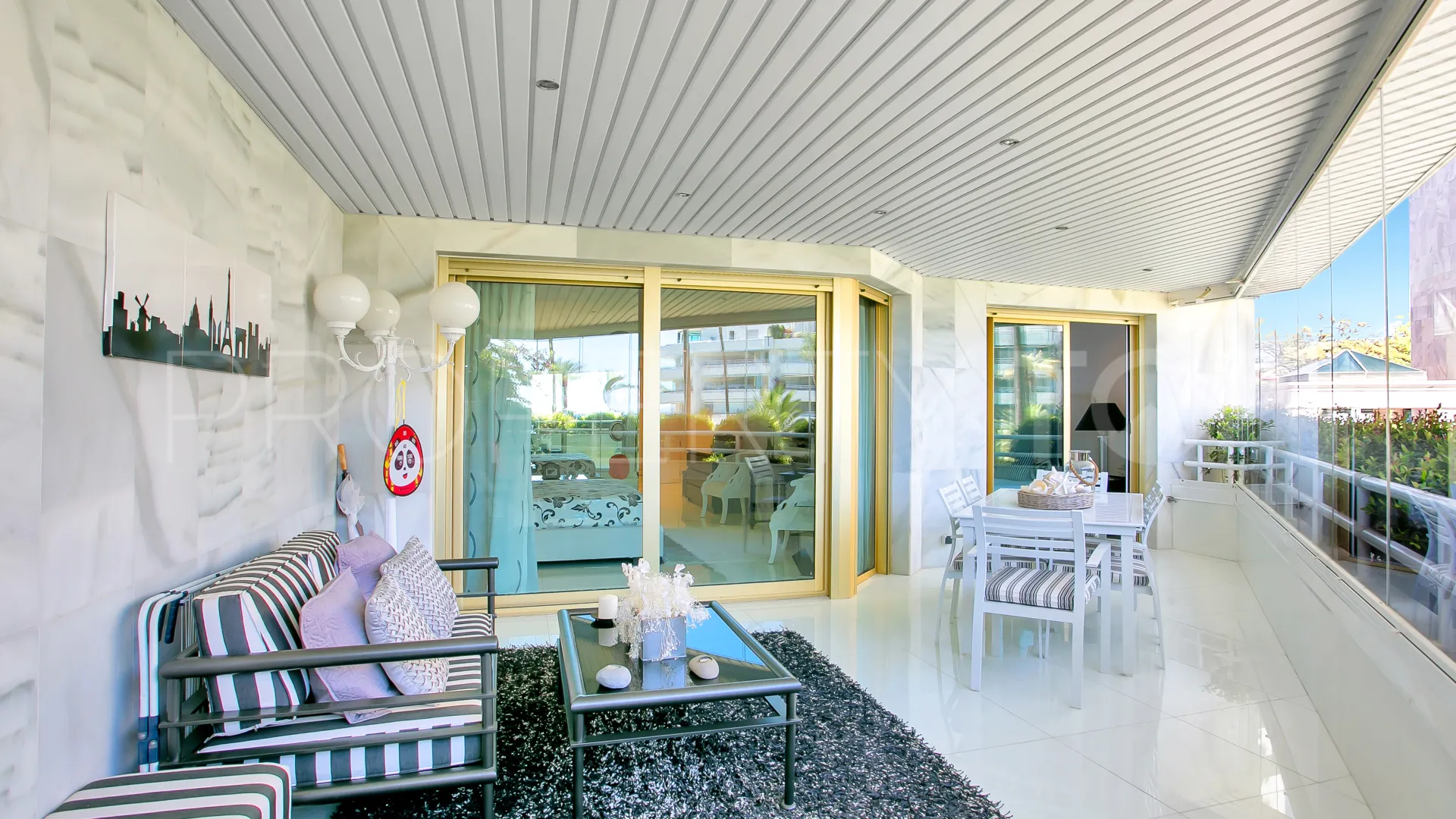 For sale apartment in Playa Esmeralda with 4 bedrooms