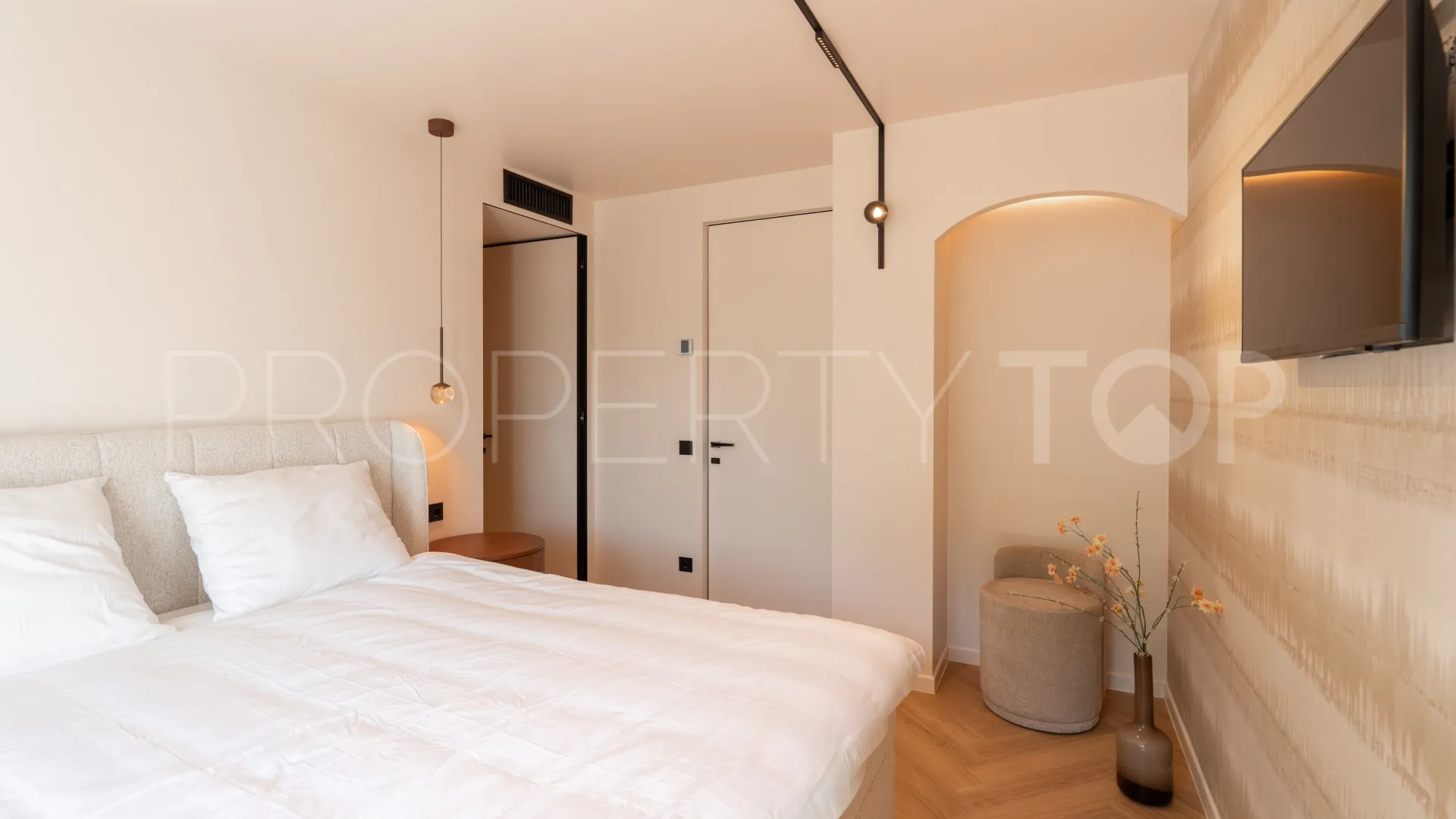 Apartamento planta baja a la venta con 3 dormitorios en Costalita