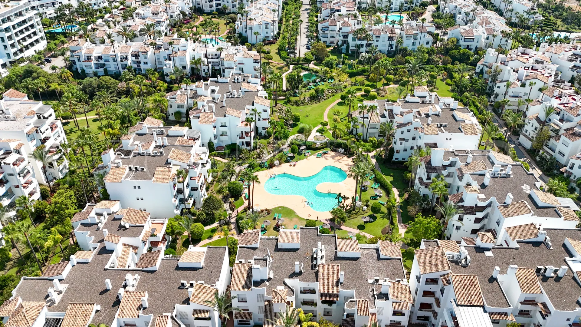 Apartamento planta baja a la venta con 3 dormitorios en Costalita