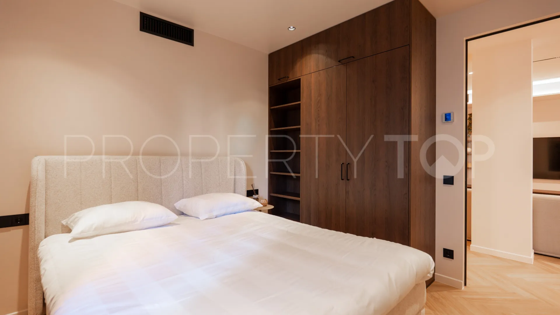 Apartamento planta baja a la venta con 3 dormitorios en Costalita