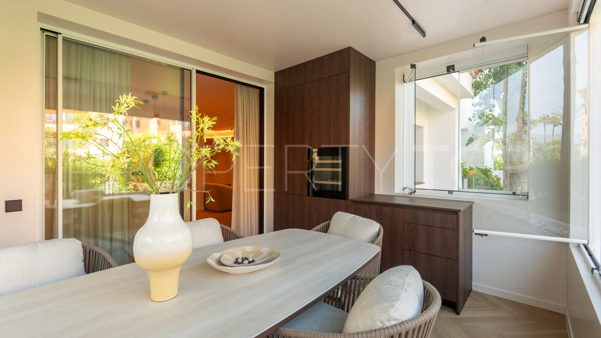 Apartamento planta baja a la venta con 3 dormitorios en Costalita