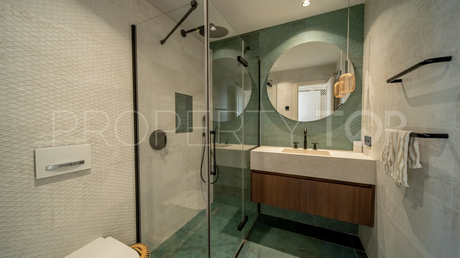 For sale Señorio de Marbella ground floor apartment with 3 bedrooms