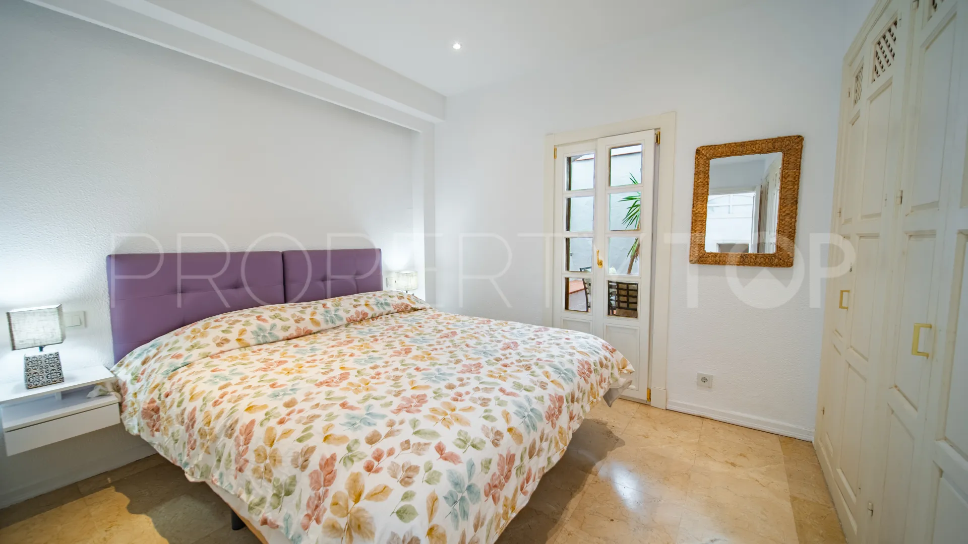 For sale Señorio de Marbella ground floor apartment with 3 bedrooms
